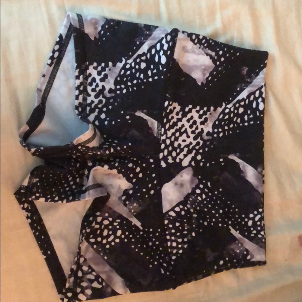 Lululemon Wunder Short 2”